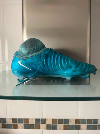 Botas Fútbol Nike Phantom Luna Alta Gama