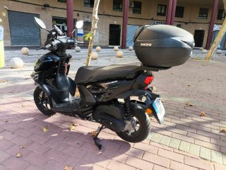 Yamaha Ray ZR 125 Scooter Negra