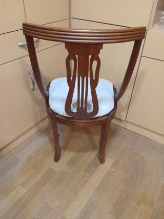 6 Sedie in legno imbottite beige