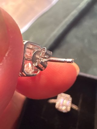 Anillo y pendientes moissanita