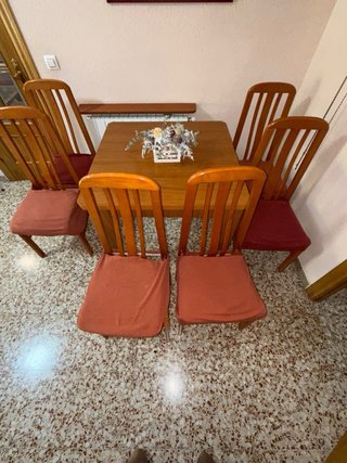 Mesa comedor y 6 sillas madera