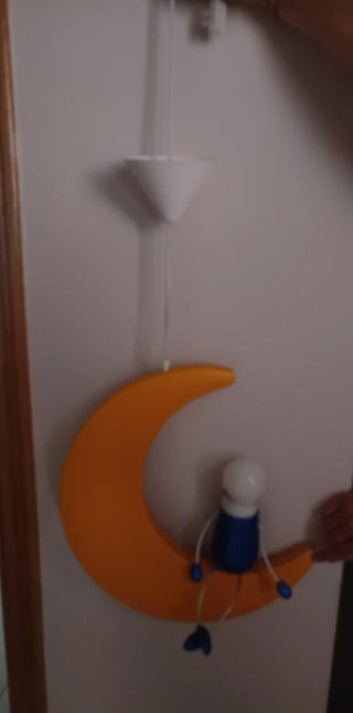 Lámpara infantil luna con muñeco