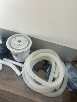 Depuradora Intex Gris y Blanca