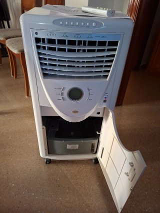 Enfriador de aire humidificador