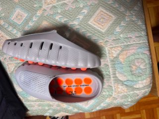 Nike Zapatillas Mules Gris y Naranja