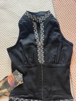 Mono vaquero negro con pedrería