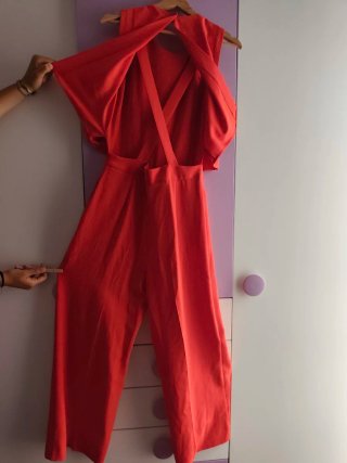 Mono Zara Rojo Talla M