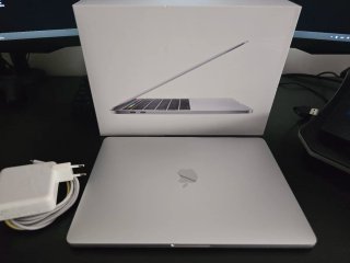 MacBook Pro 13 2018 Touchbar Plata