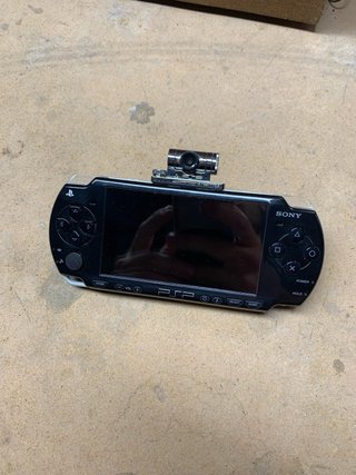 Console portatile Sony PSP 2000 in nero