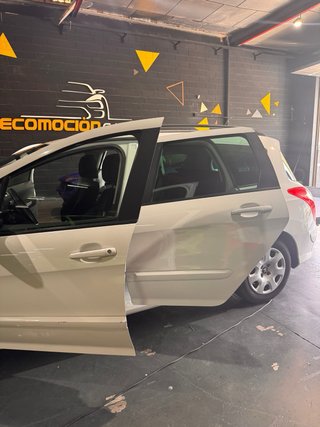 Peugeot 307 statiom wagon 2014