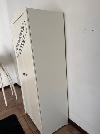 Guardaroba bianco IKEA