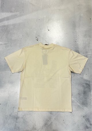 Camiseta Gucci LOVE floral multicolor