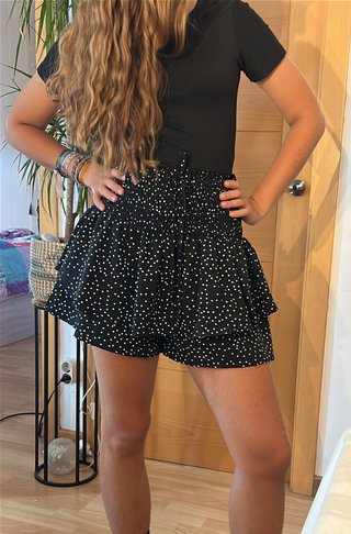 Falda-pantalón negra lunares blancos