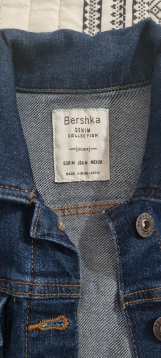Chaqueta vaquera Bershka azul