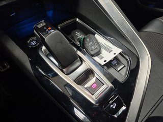PEUGEOT 3008 GT HYBRID 1.6 300CV 4X4