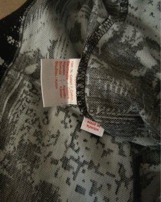 Polo Lacoste Negro y Gris Estampado