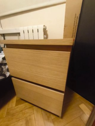 Comodino in legno