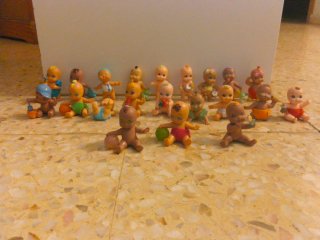 21 Mini Figuras Bebés Coleccionables