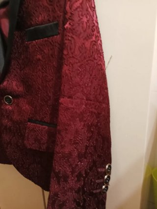 Chaqueta niño bordada