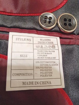 Chaqueta niño bordada