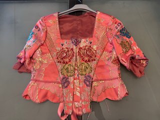 Traje de fallera ( 36/38 )