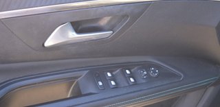 PEUGEOT 5008 1.5 BlueHDi SS Allure