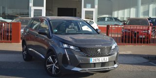 PEUGEOT 5008 1.5 BlueHDi SS Allure