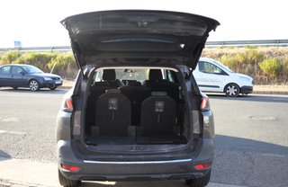 PEUGEOT 5008 1.5 BlueHDi SS Allure