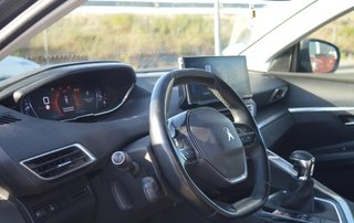 PEUGEOT 5008 1.5 BlueHDi SS Allure