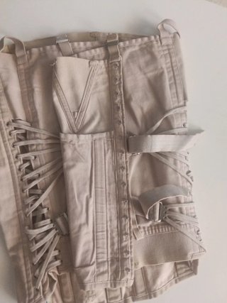 Faja sacrolumbar semirrígida Beige