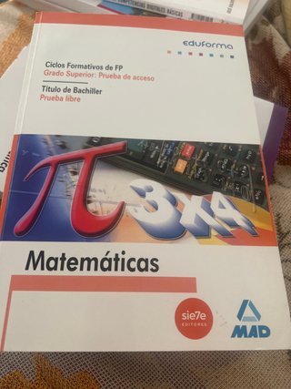 Matemáticas prueba accesos grado superior