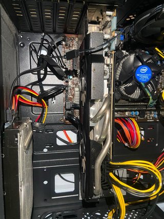Pc gaming Fantech en perfecto estado (sin cable)