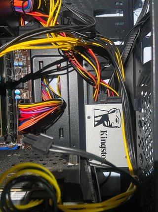 Pc gaming Fantech en perfecto estado (sin cable)