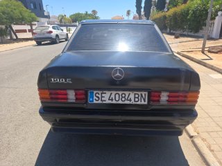 Mercedes-Benz 190e 1982