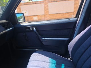 Mercedes-Benz 190e 1982