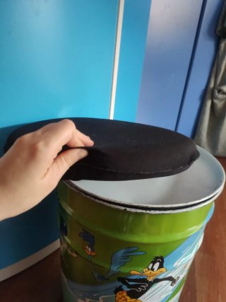 Bidón metálico infantil Looney Tunes