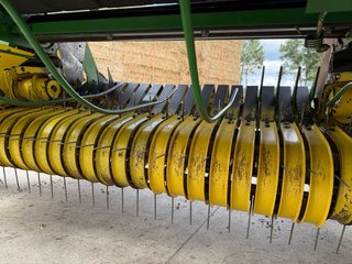 Rotoempacadora John Deere 582