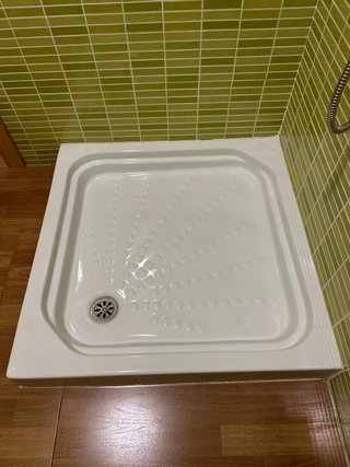 Plato de ducha blanco cuadrado