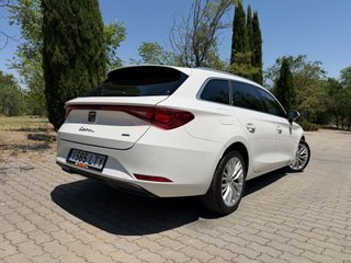 Seat Nuevo León SP 1.4 e-Hybrid DSG S&S Xcellence Go L