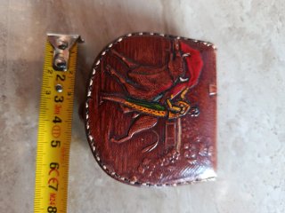 Monedero de cuero taurino