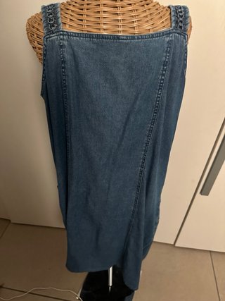 Abito in denim con bottoni