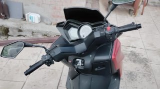 Wottan Storm-T Maxi Scooter Roja