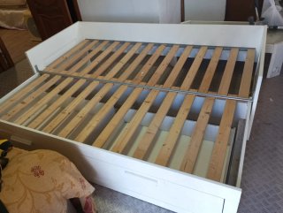 Cama nido blanca extensible con cajones Ikea.