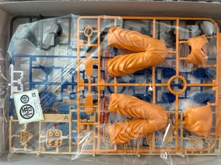 Bandai Model Kit Son Goku