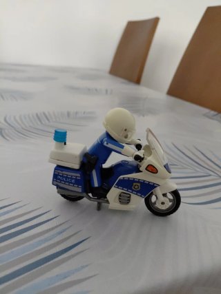 Playmobil Moto Policía