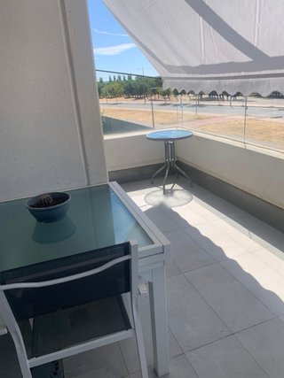 Mesa extensible cristal templado exterior