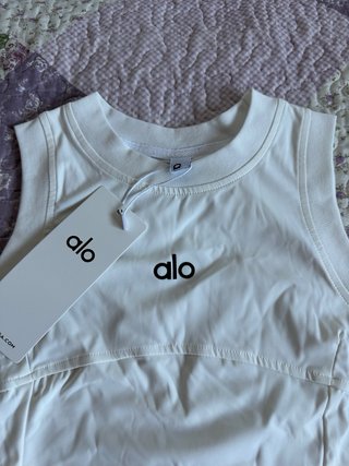 Alo Yoga Conjunto Top y Falda Talla S Blanco