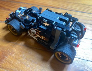 LEGO Technic Fuga ad Alta Velocità + Figura Ninjago