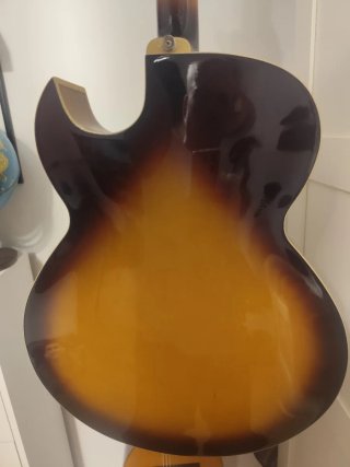 URGE VENTA, escucho ofertas Washburn J3 Semicaja H