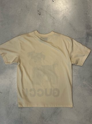 Camiseta Gucci perro beige y negro